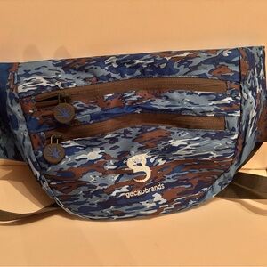 Geckobrands Blue & Brown Camo Waist Bag